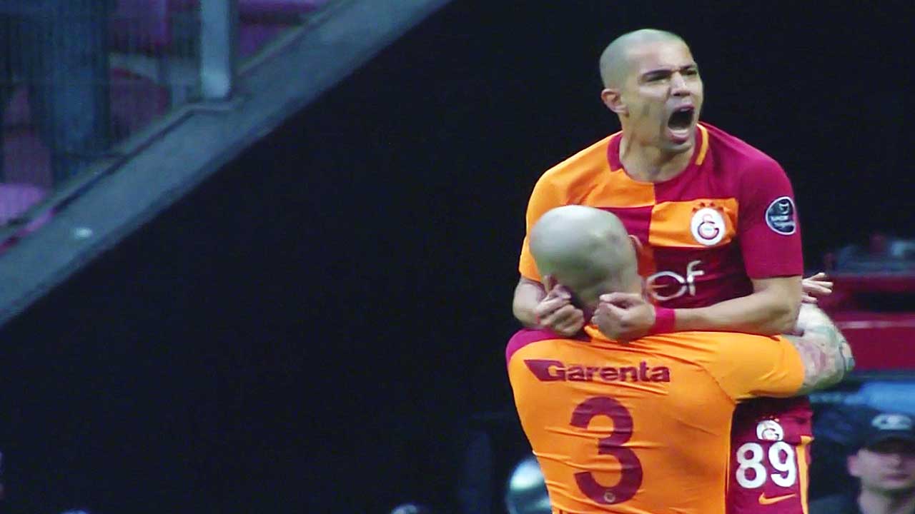 Brahimi et Feghouli s’approchent du titre du championnat respectivement avec le FC Porto et le Galatasaray