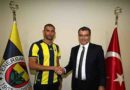 Transfert : Islam Slimani s’engage officiellement avec le Fenerbahçe de Turquie