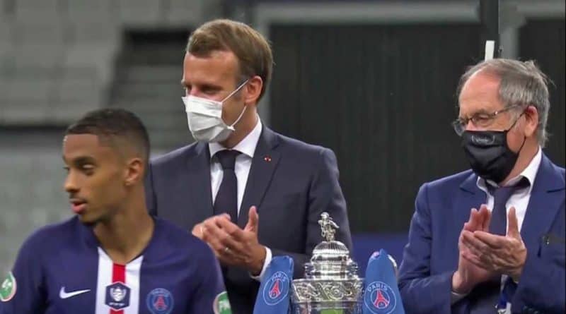 Macron Coupe france