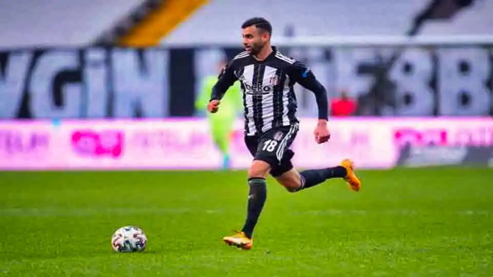 Rachid Ghezzal signe Le but de la victoire face à Antalyaspor – vidéo