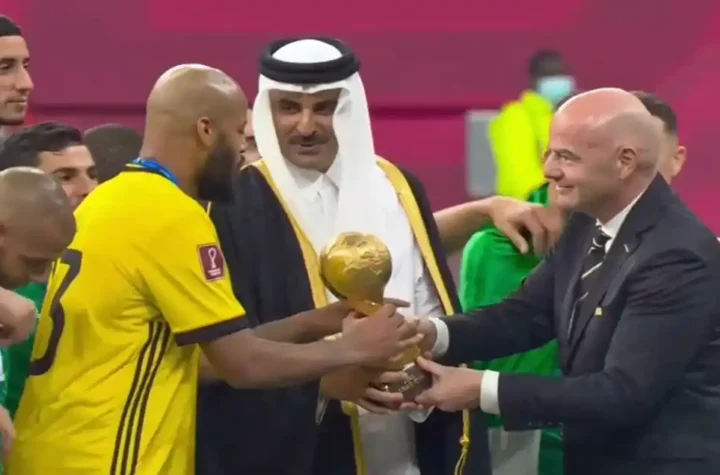 Remise Trophée Algérie coupe arabe fifa