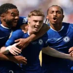 Premier League (10e j) : Liverpool s’impose face à Aston Villa, Chelsea domine Tottenham – Vidéo