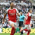 Premier League : Arsenal renverse Newcastle dans le money-time (2-1) – Vidéo
