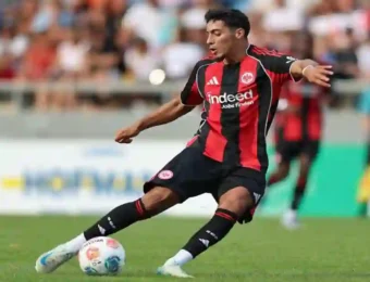 Bundesliga : Fares Chaïbi buteur avec Francfort face à Fribourg - Vidéo