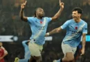 Premier League : Manchester City corrige Liverpool et Tottenham accroché par Manchester United – Vidéo
